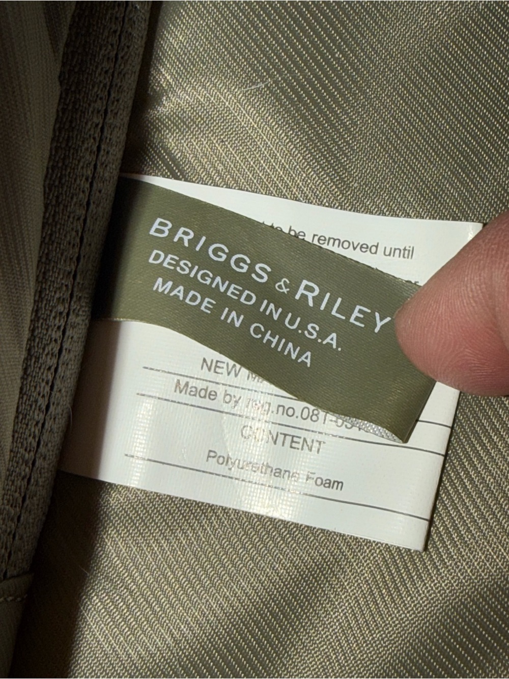 Briggs & Riley Baseline Large Two-Wheel Duffle Bag. - Picture 15 of 16